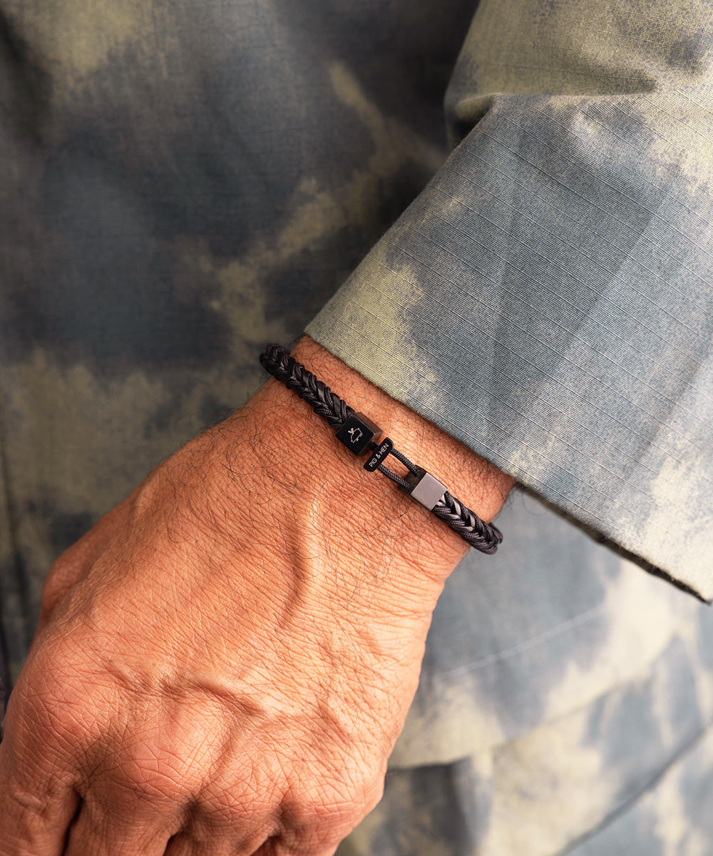 Catena Foxtail Black | Black