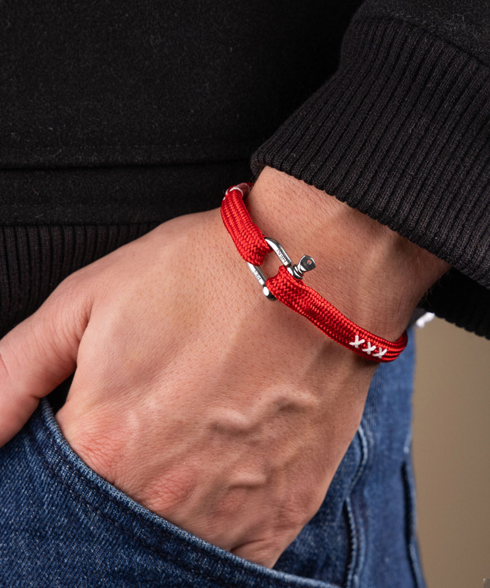 Vicious Vik | Coa Red White