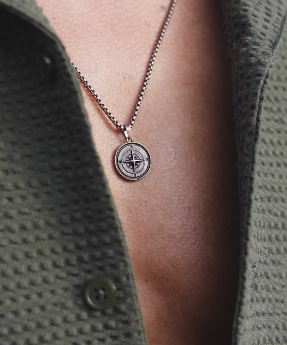 Compass Rose Necklace | Bronze
